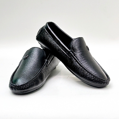 Picture of New Stylish Comfortable Loafer Rubber Sole Summer and Winter Wind Proof Shoe For Men - Black - Black