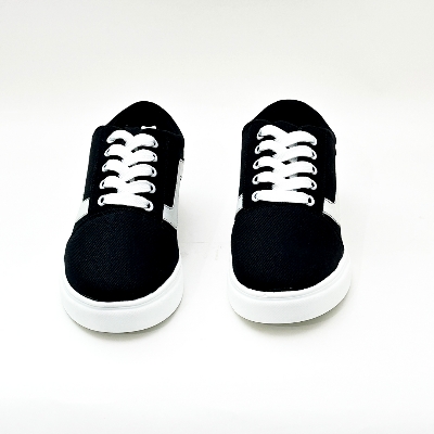 Picture of Stander Looking Stylish and Fashionable Summer and Winter Exclusive Sneakers Converse Shoes for Men - Black