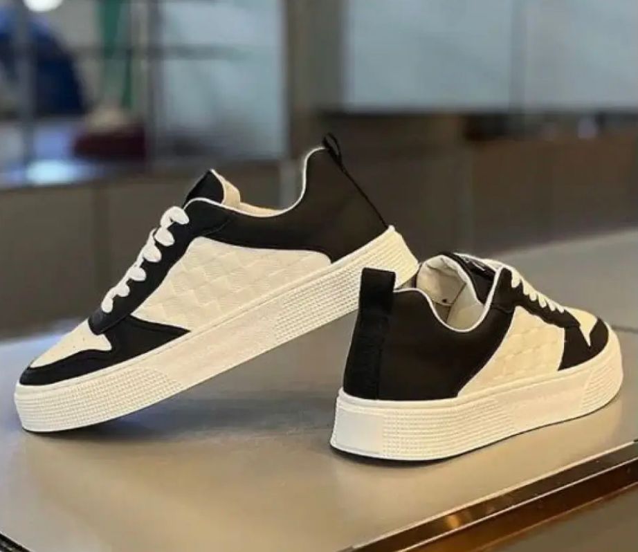 Picture of Versatile -Hot Collection Stylish and Fashionable Summer and Winter Exclusive Sneakers Converse Shoes for Men- Avant-garde Any Color