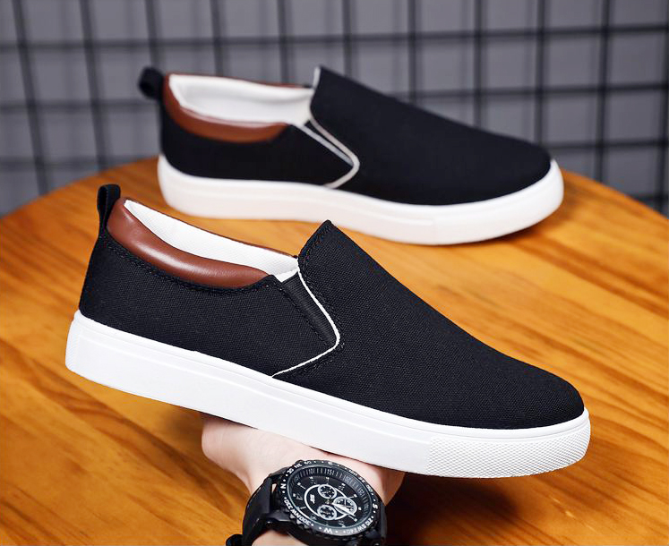 Picture of Lavish indulgent - Stylish and Fashionable Winter and Summer Exclusive Sneakers Converse Shoes for Men - Comfortable and Suitable for All Seasons - Black