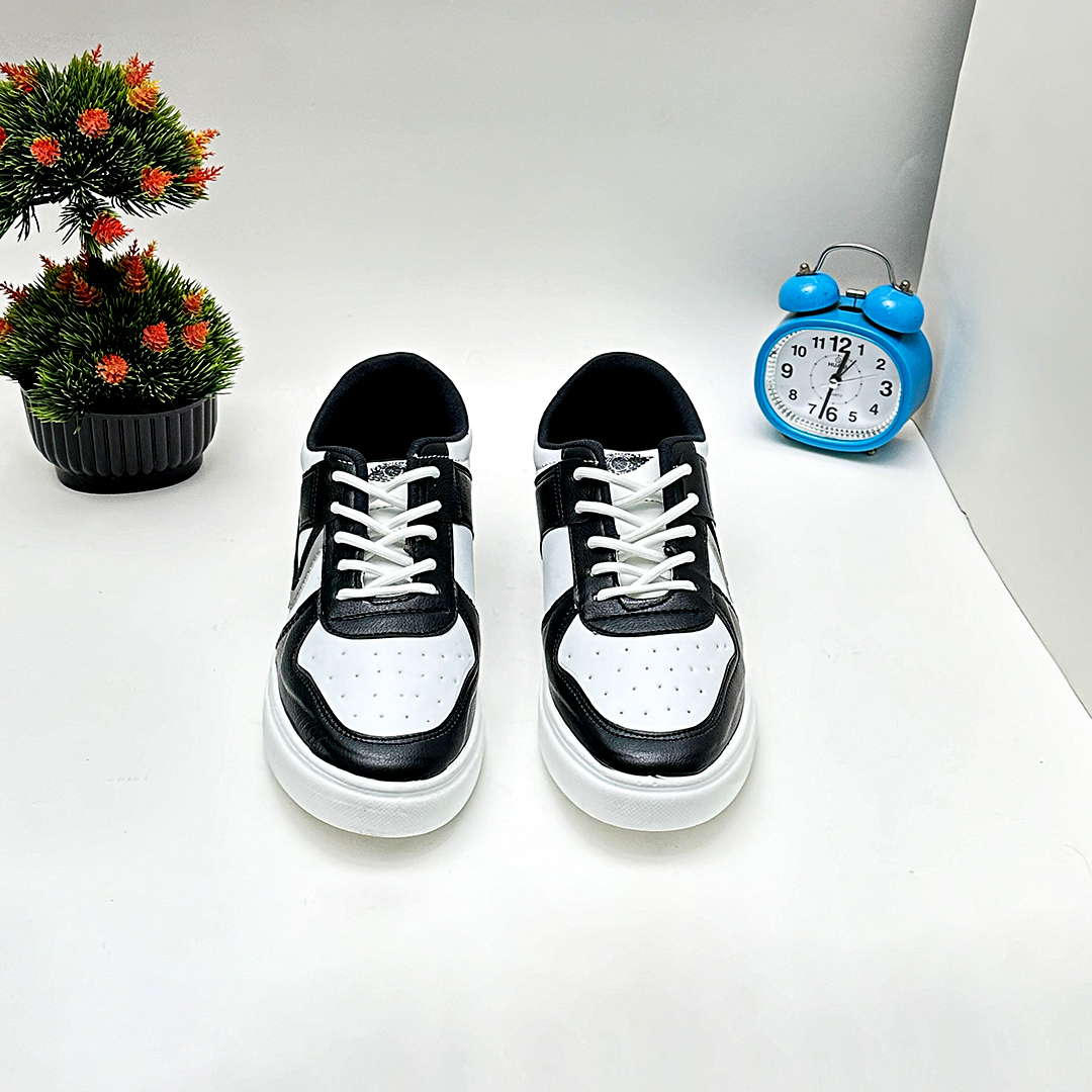Picture of Fashionable Summer and Winter Exclusive Sneakers Converse Shoes for Men - Couture - High-end Converse - Black