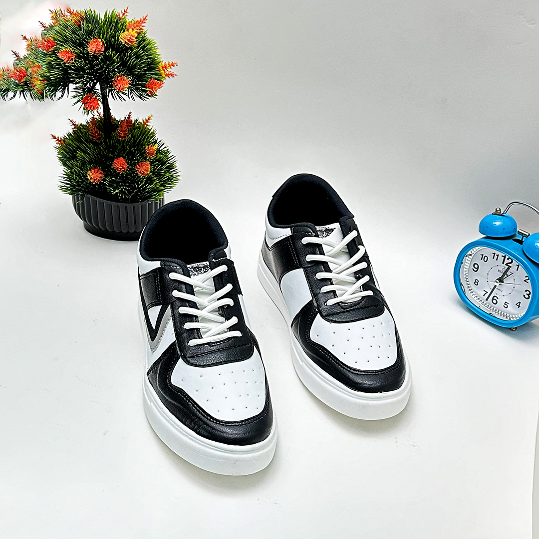 Picture of Fashionable Summer and Winter Exclusive Sneakers Converse Shoes for Men - Couture - High-end Converse - Black