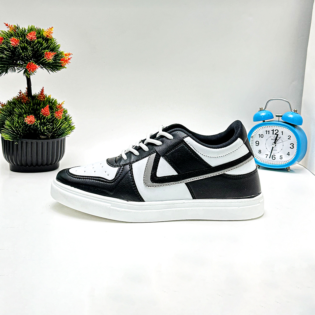 Picture of Fashionable Summer and Winter Exclusive Sneakers Converse Shoes for Men - Couture - High-end Converse - Black
