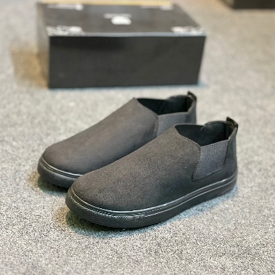 Picture of New Best classical Gym and Rauf Used  2025 Comfortable Stylish & Fashionable Sports Look, Lace Up, Slip-on & Pull-on, Light Weight - White and Black Color Combination Sneaker For Men - Perfect For Any Occasion - Black