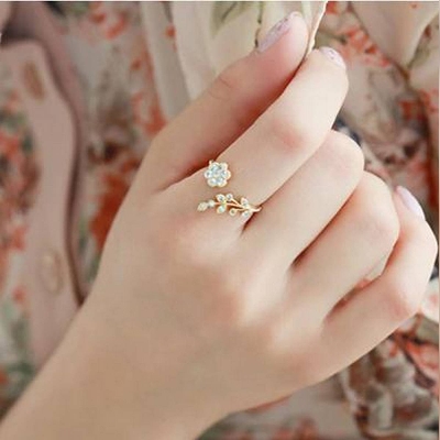 Picture of Adjustable Gold Plated Wishful Flower Leaves & Branches Finger Rings (Gold )
