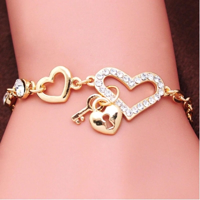 Picture of Women Love Heart Link Crystal Valentine's Gift Bracelet (Gold )