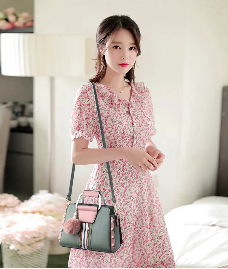 Picture of Luxury Shoulder Bag Pu Leather Purses and Handbags 2025 Messenger Bags for Women (Multicolor )