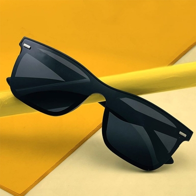 Picture of New RayBan Polarized Stylish Black Driving Sunglasses for Men( Black )