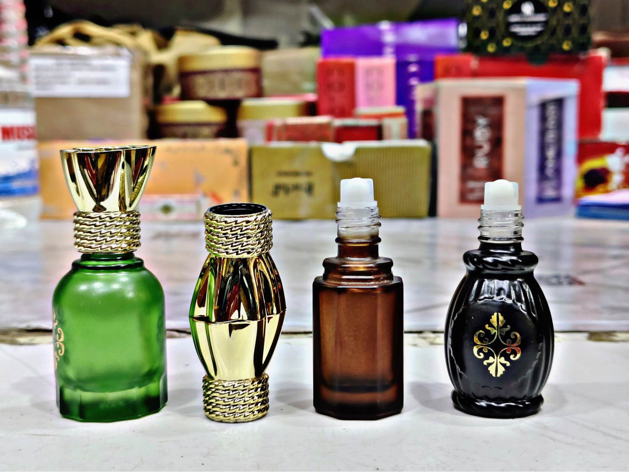 Picture of Empty Roll on Glass Attar bottle 10ml matte finish Random design & color 1 pcs