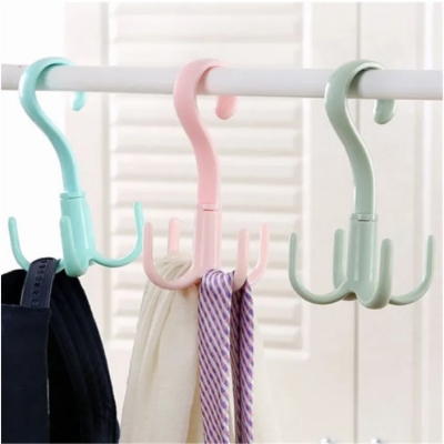 Picture of 360 Degree Rotated 4 Hooks Plastic Hanger-1 Pics(Multicolor)