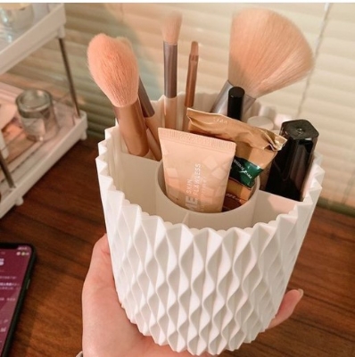 Picture of Cosmetics Organizer, Rotatable 360 degree Makeup Organizer, Makeup Kit For Women latest 2024(White)