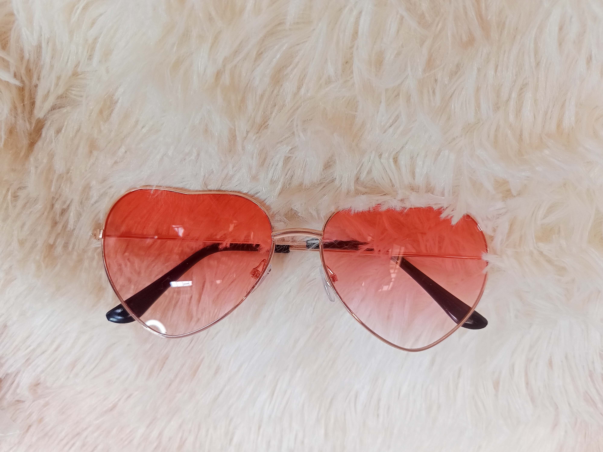 Picture of Heart shape sunglasses for smart people