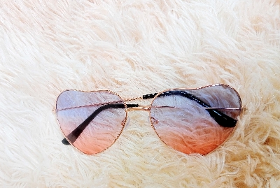 Picture of Heart shape sunglasses for smart people
