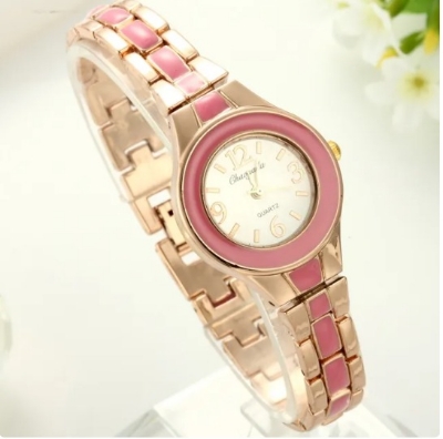 Picture of New Women Watches Lady Quartz Analog Fashion Rose Gold Bracelet Watch