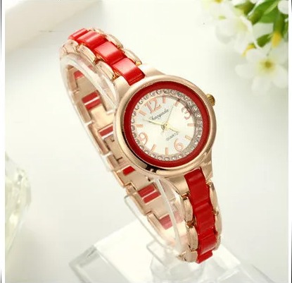 Picture of New Women Watches Lady Quartz Analog Fashion Rose Gold Bracelet Watch
