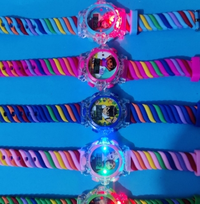 Picture of Cute Watch for Kids Boys Girls Fashion Luminous Children's Quartz Watch Cartoon Pattern Silicone Casual Baby Clock Kids Watch