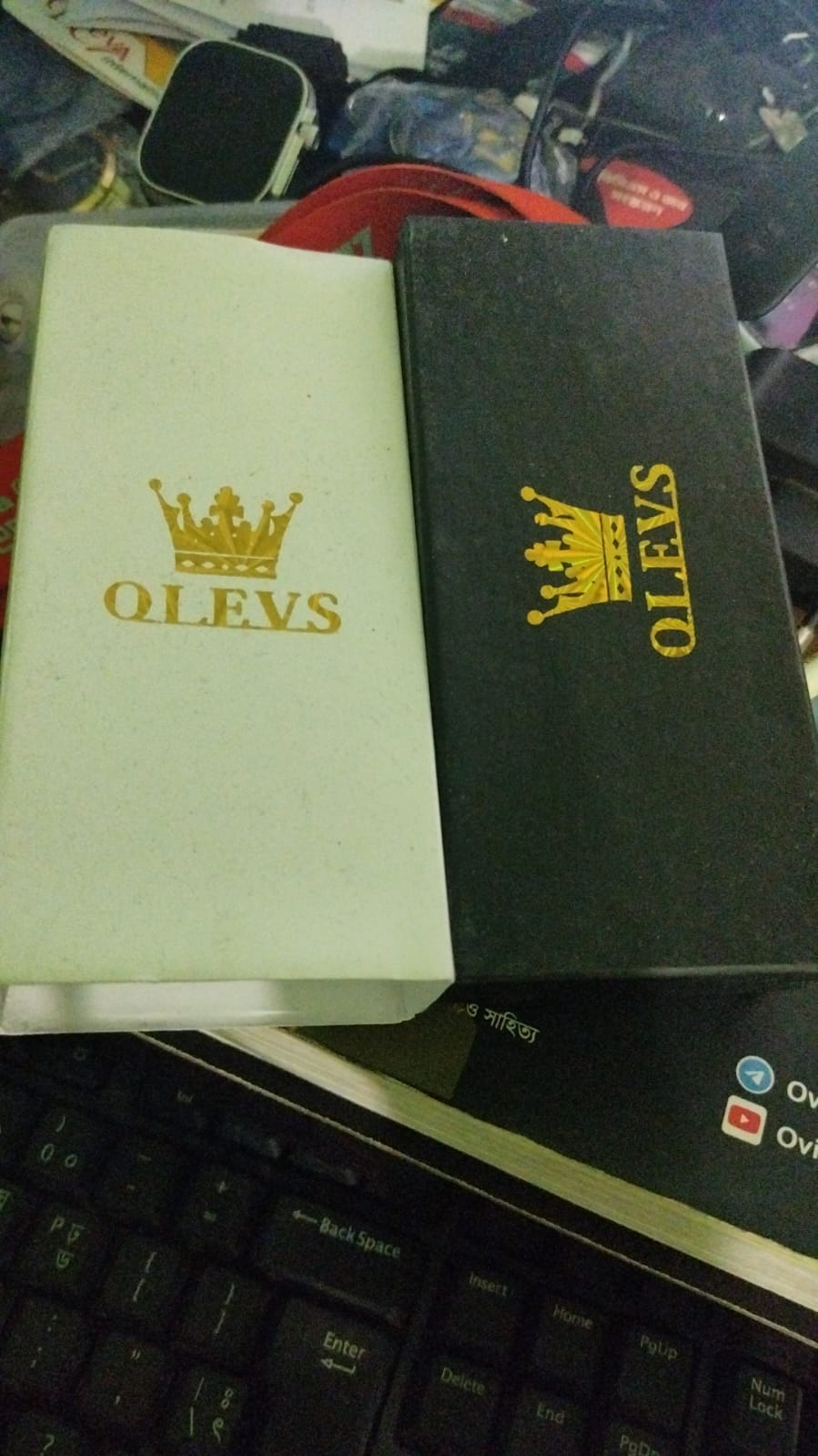 Picture of Watch box for men & women nice stylist good out looking black high quality