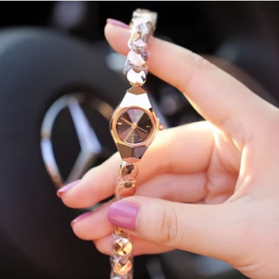 Picture of inspried by GEDI 1101 Women's Mini Dial Bracelet Simple and Fashionable Waterproof Tungsten Steel Color Women's Watch Quartz Watch