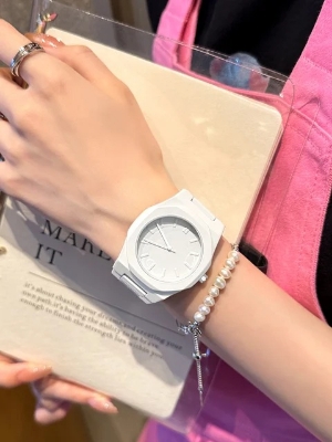 Picture of Inspried bye TOMI trendy minimalist watches for men/women