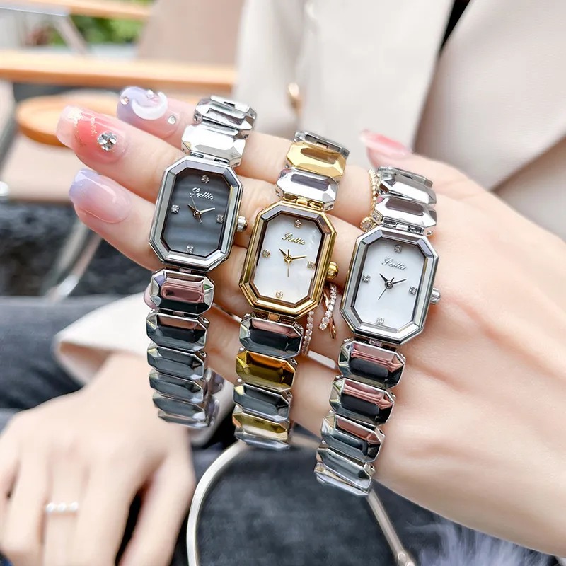 Picture of Watches for Women Analog Quartz Rhinestone Diamond Watch