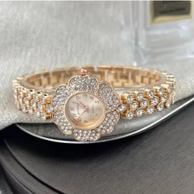 Picture of Brand-designed women's quartz wristwatch with steel strap and luxurious gold gemstone with vintage flowers ( Rose Gold )