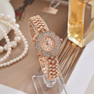 Picture of Brand-designed women's quartz wristwatch with steel strap and luxurious gold gemstone with vintage flowers ( Rose Gold )
