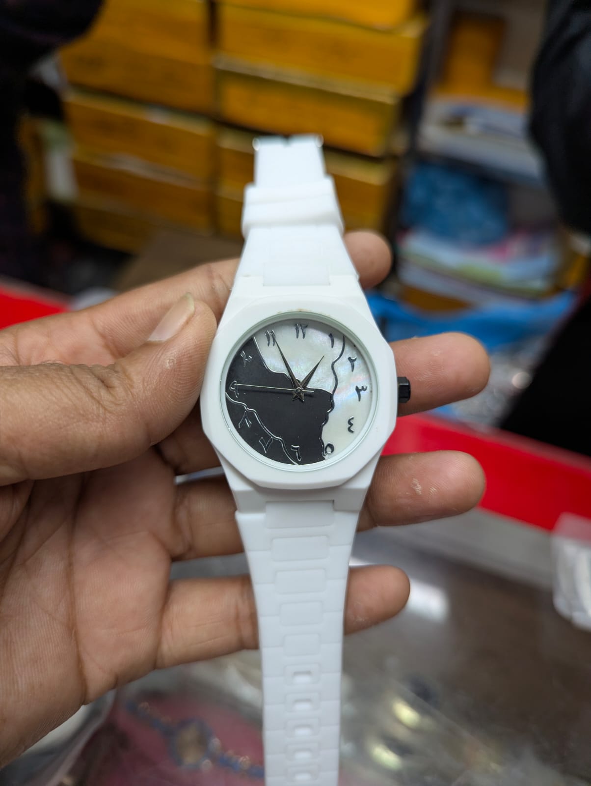 Picture of Inspried bye Arabic Aura Men's watch Quartz movement Polycarbone plastic body original watch with box