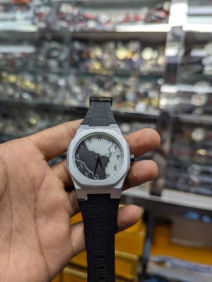 Picture of Inspried bye Arabic Aura Men's watch Quartz movement Polycarbone plastic body original watch with box