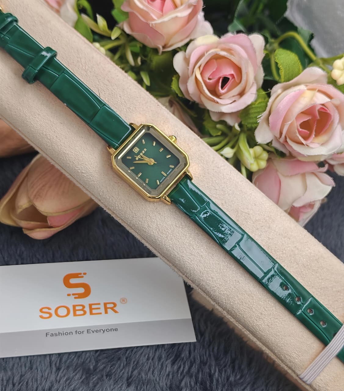 Picture of LUCKY FOX Women's Watches Square Style Green Leather Quartz Luxury Wristwatch for Women Gift for Girlfriend