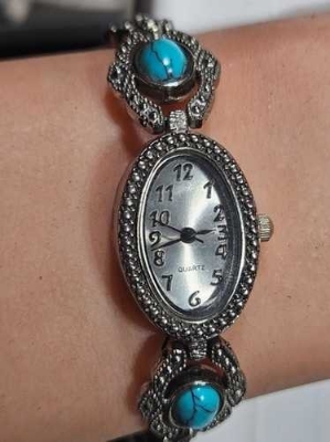 Picture of BS FA1835 Women Quartz Watch for Women Black Gold Abalone Shell Watches Gold Luxury Ladies Watch Woman Wristwatches Montre Femme