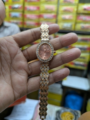 Picture of Oleves Branded wrist watch for ladies with price top