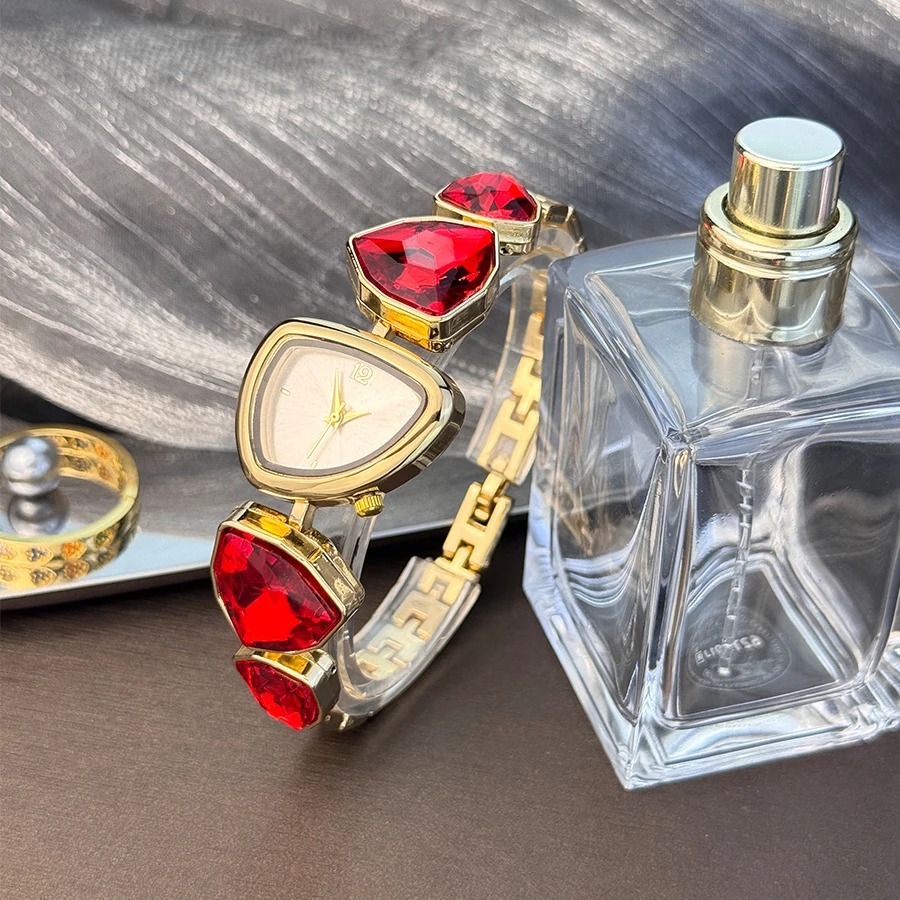 Picture of ADSBIAOYE Women's Luxury Crystal Bracelet Watch Unique Irregular Quartz Watch