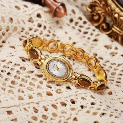 Picture of Women'S Elegant Green & Golden-Tone Quartz Watch with Tiger'S Eye & Natural East Asian Stone Accent - Luxury Brown Dial, Golden-Tone Case & Band