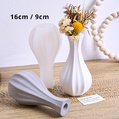 Picture of Modern Flower Vase Mold White