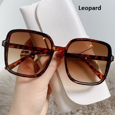 Picture of Multiplex Beautiful Stylish modern Sunglasses for Women Leopard/Taiger Color- Leopard (Taiger)