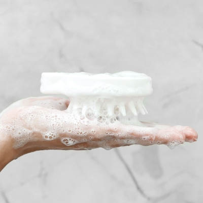 Picture of White Head Massage Comb – Silicone Scalp Scratcher & Shampoo Brush (Orginal China)