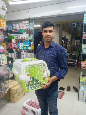 Picture of Multi Ventilation Super Premium Cat Carrier Box with Top Steel Cage