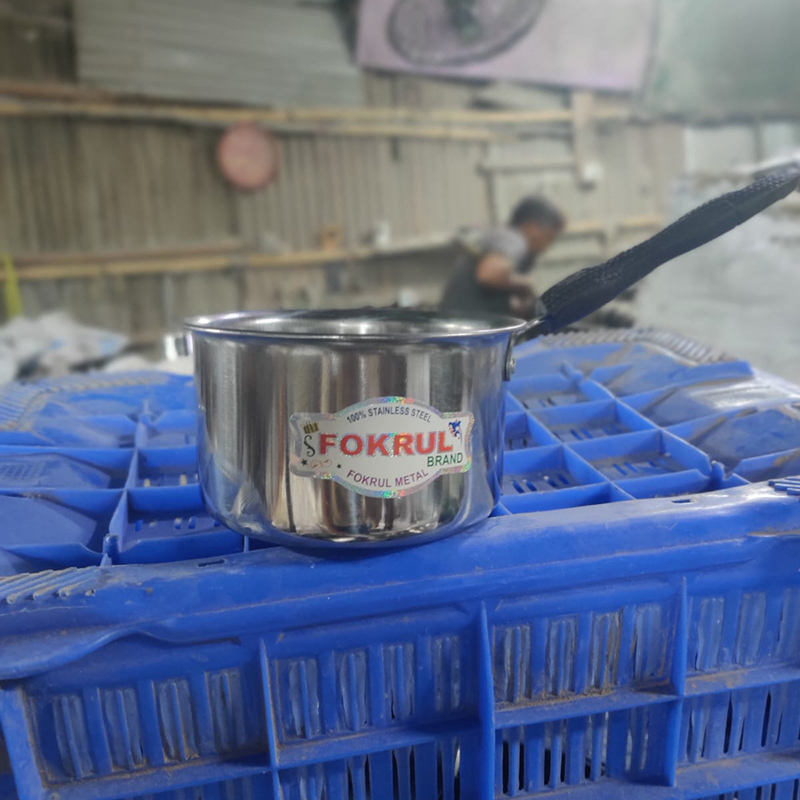 Picture of Stainless Steel sma Tea Pot/ Milkcan/ Tea pan/ High Quality for gas and electric stove  (Silver)