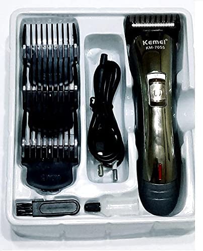 Picture of Kemei KM-7055 Beard Trimmer With 4 Different Size Clippers.