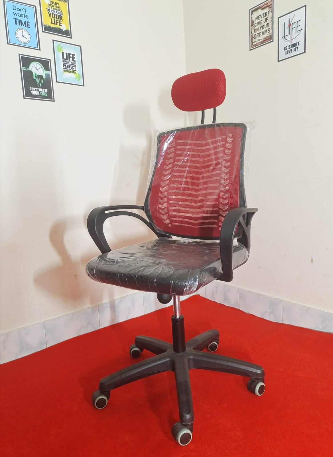 Picture of Brand New Premium Headrest Mesh Office Chair | Comfortable & Durable