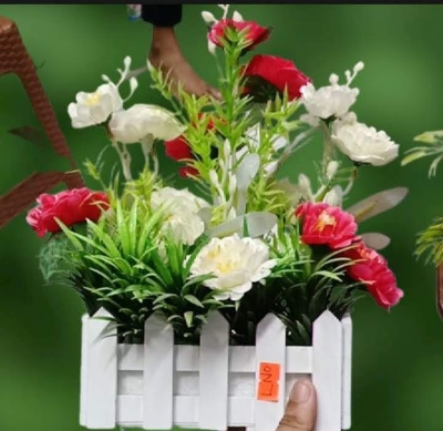 Picture of Artificial Plastic Plant-(1 pec only)