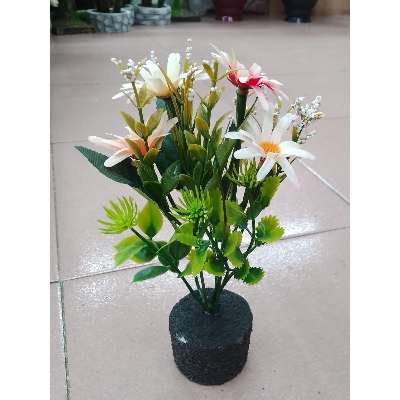 Picture of Atificial plastic plant - Flower
