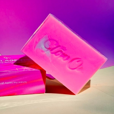 Picture of GLOW ON COLLAGEN+ WHITENING SOAP (135G)  MADE IN PHILIPPINES