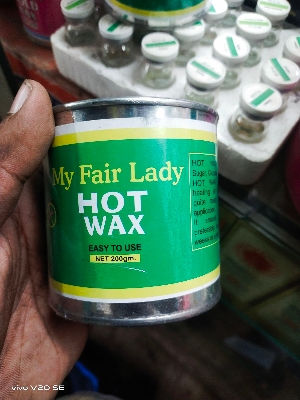 Picture of My Fair Lady Saffron hot wax 200ml