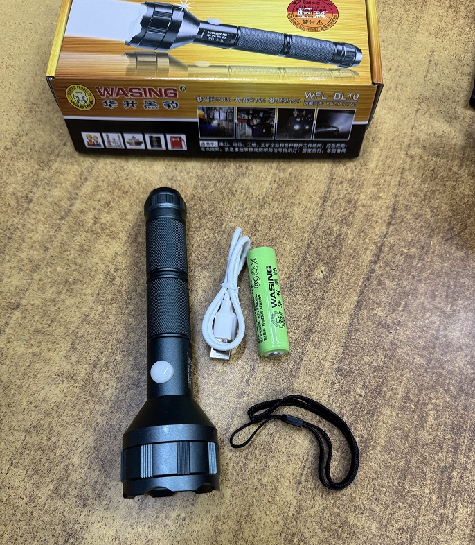 Picture of WASING WFL-BL10 Explosion-proof Certified Rechargeable Multi-function Flashlight with Built-in Type-C Charging Port 3.5W Strong Beam 450 Lumens Super Bright Long-range 7" Long Mini Torch Light For Industrial & Personal Safety Use - 1 Piece ( Grey )