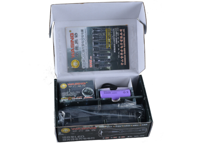 Picture of WASING WFL-H12 Explosion-Proof Flashlight with 10W LED Strong Beam 1000 Lumens Super Bright Long-range Torch Light Included High Capacity 26650 × 1 5000mAh High Capacity Li-ion Rechargeable Battery - 1 Piece ( Black )