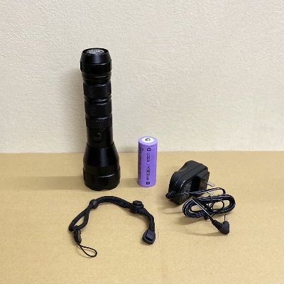 Picture of WASING WFL-H12 Explosion-Proof Flashlight with 10W LED Strong Beam 1000 Lumens Super Bright Long-range Torch Light Included High Capacity 26650 × 1 5000mAh High Capacity Li-ion Rechargeable Battery - 1 Piece ( Black )