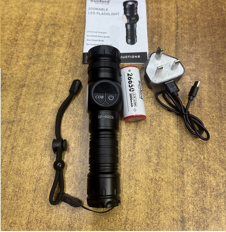 Picture of Sunford SF-462ZE Telescopic Zoomable Multifunctional 30W High Powered LED Zoom Torch / Flashlight with Power Bank and Emergency Lighting Facility - 1 Piece ( Black )