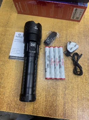 Picture of Sunford SF-497ZL LED Display Telescopic Zoomable 80W Super High Powered LED Zoom Torch / Flashlight with Power Bank Facility - 1 Piece ( Black )