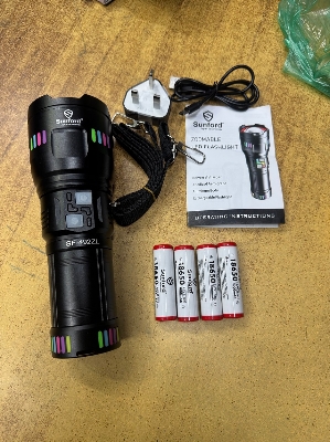 Picture of Sunford SF-492ZL Telescopic Zoomable 80W Super High Powered Zoom Flashlight with Power Bank Facility - 1 Piece ( Black )